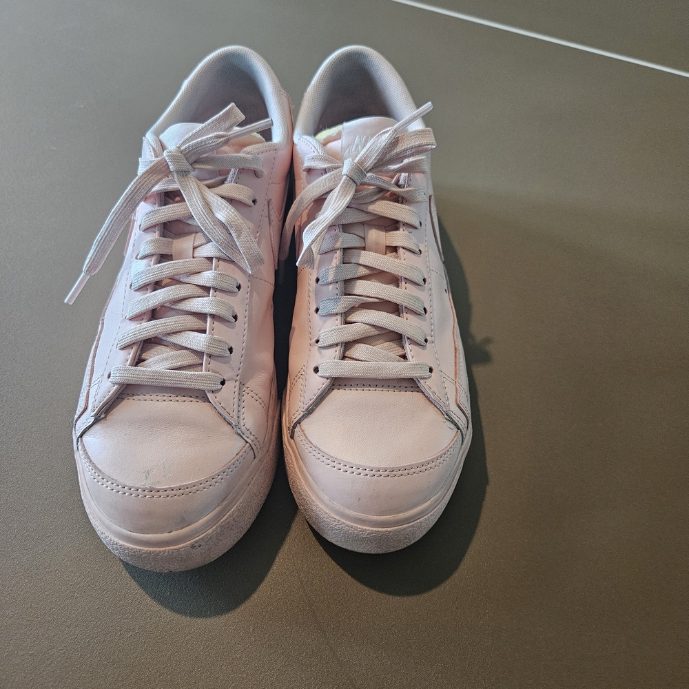 Nike Women's Low Blazer Sneakers